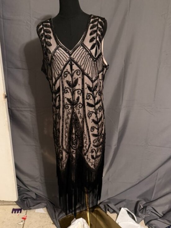 Dresses & Skirts - BEAUTIFUL 20s Inspired Dress Size XL